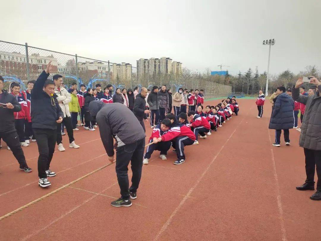 文莱女足队凭借团队合作，击败对手的简单介绍