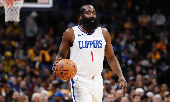 关于快船外线狂轰火箭,取得关键胜利的信息 关于快船外线狂轰火箭,取得关键胜利的信息