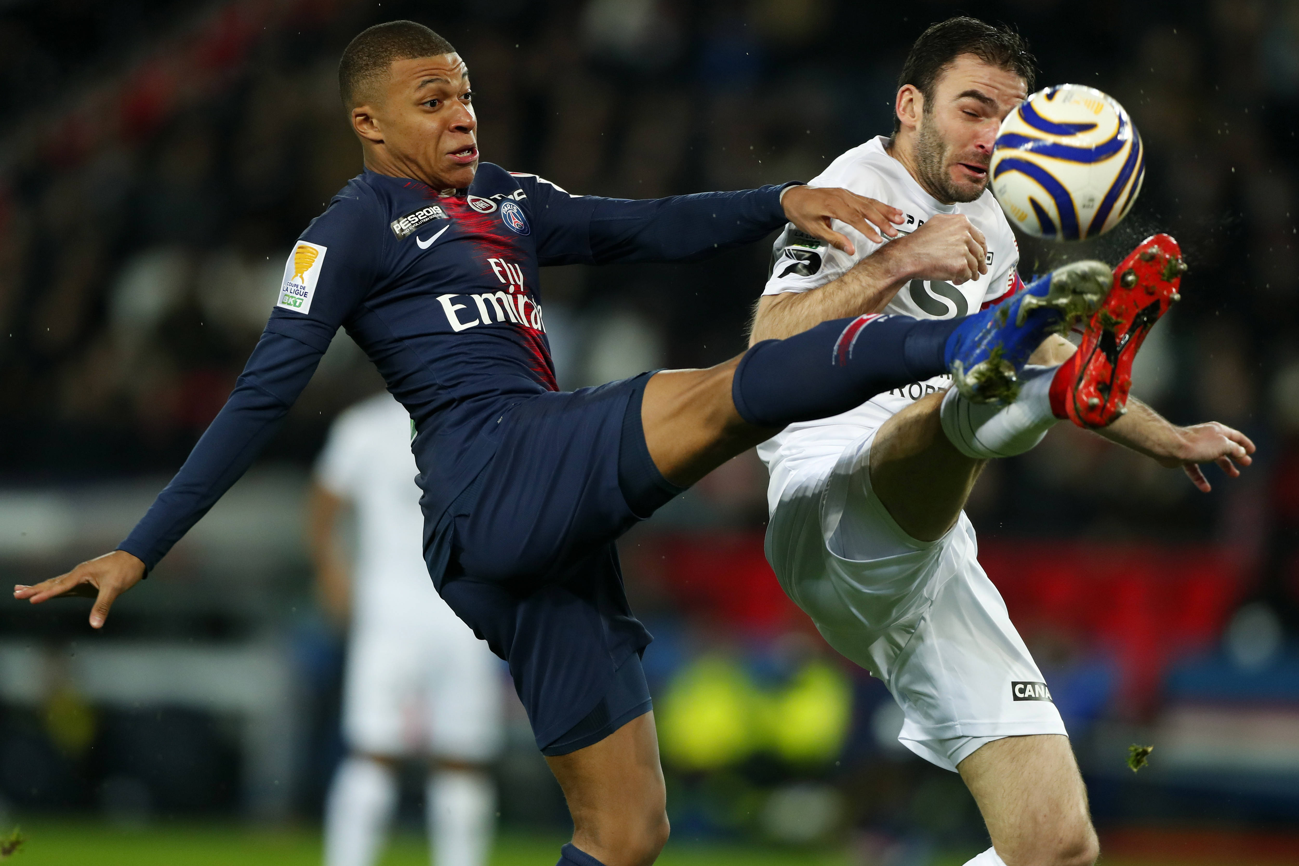 克里斯塔尔宫主场不敌,遭遇战绩低迷多次丢球颓势明显!的简单介绍 克里斯塔尔宫主场不敌,遭遇战绩低迷多次丢球颓势明显!的简单介绍