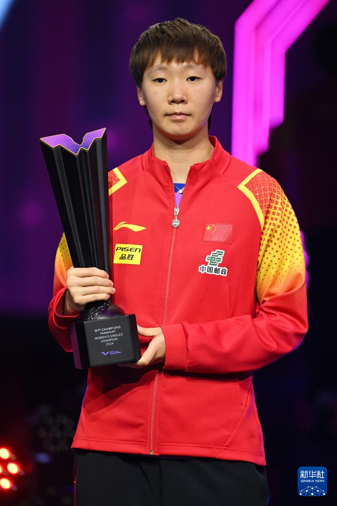 法兰克福队一枝独秀,努力夺得联赛前列的简单介绍 法兰克福队一枝独秀,努力夺得联赛前列的简单介绍