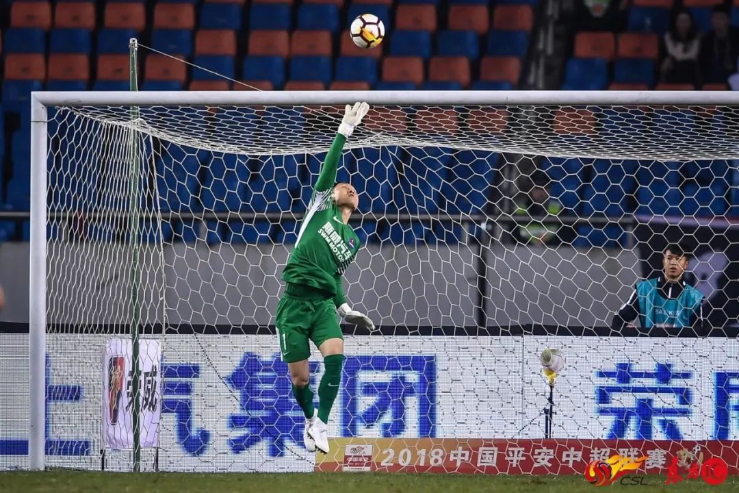 关于重庆斯威球员火力全开,斩获宝贵三分的信息 关于重庆斯威球员火力全开,斩获宝贵三分的信息