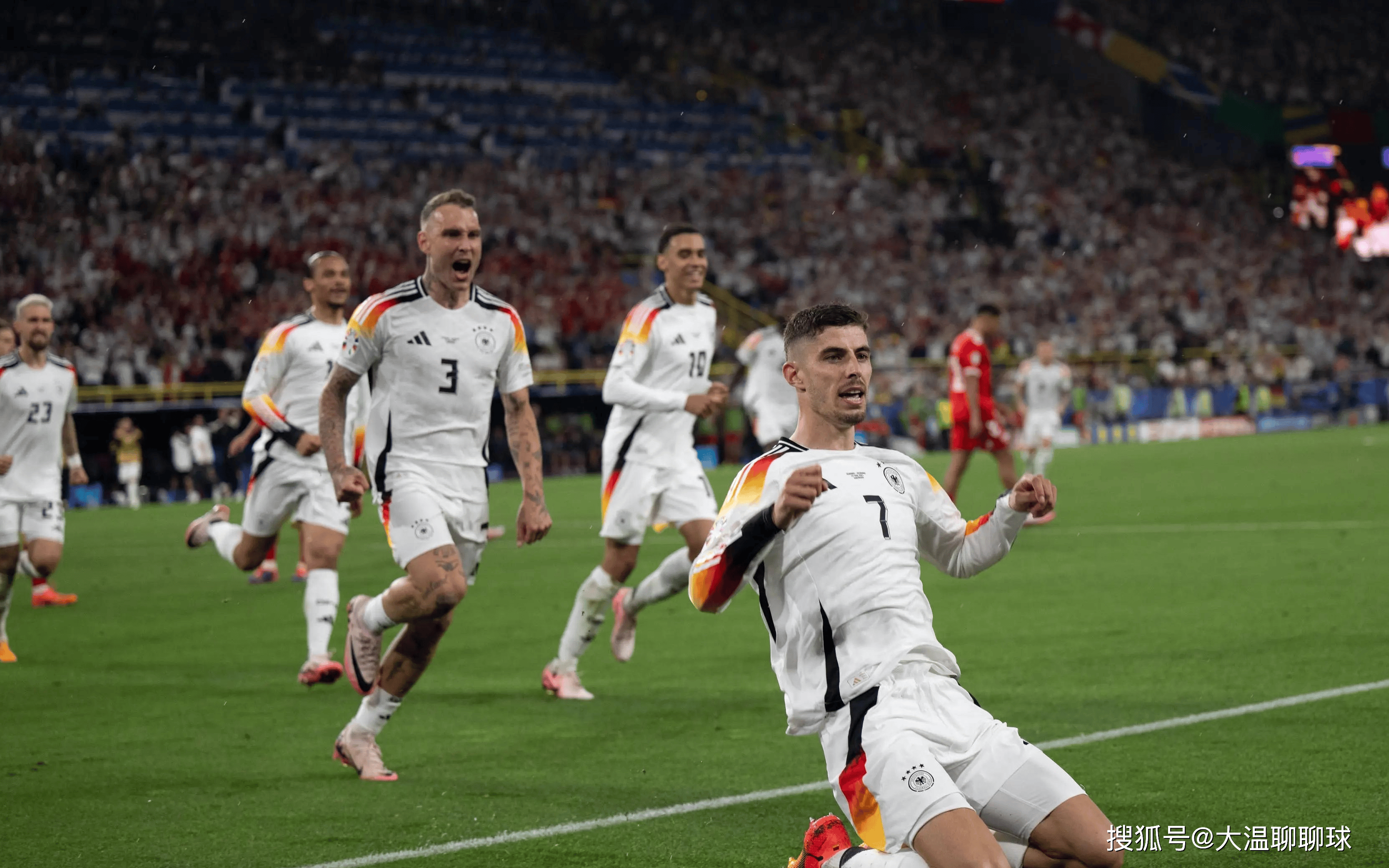 阿尔巴尼亚队战平波兰,意外小组出局 阿尔巴尼亚队战平波兰,意外小组出局