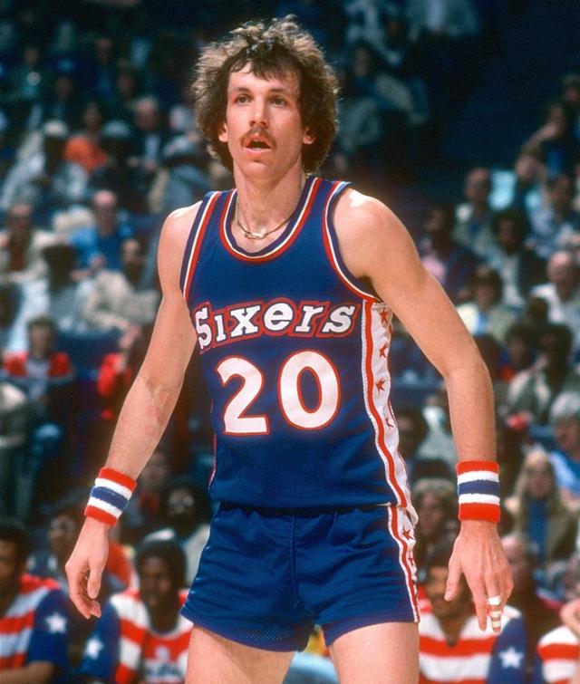 爵士队传奇球员约翰·斯托克顿入选名人堂的简单介绍 爵士队传奇球员约翰·斯托克顿入选名人堂的简单介绍