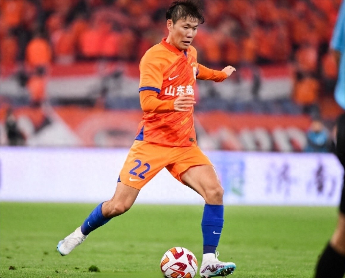 山东鲁能球员因伤退出比赛,影响中前场实力的简单介绍 山东鲁能球员因伤退出比赛,影响中前场实力的简单介绍