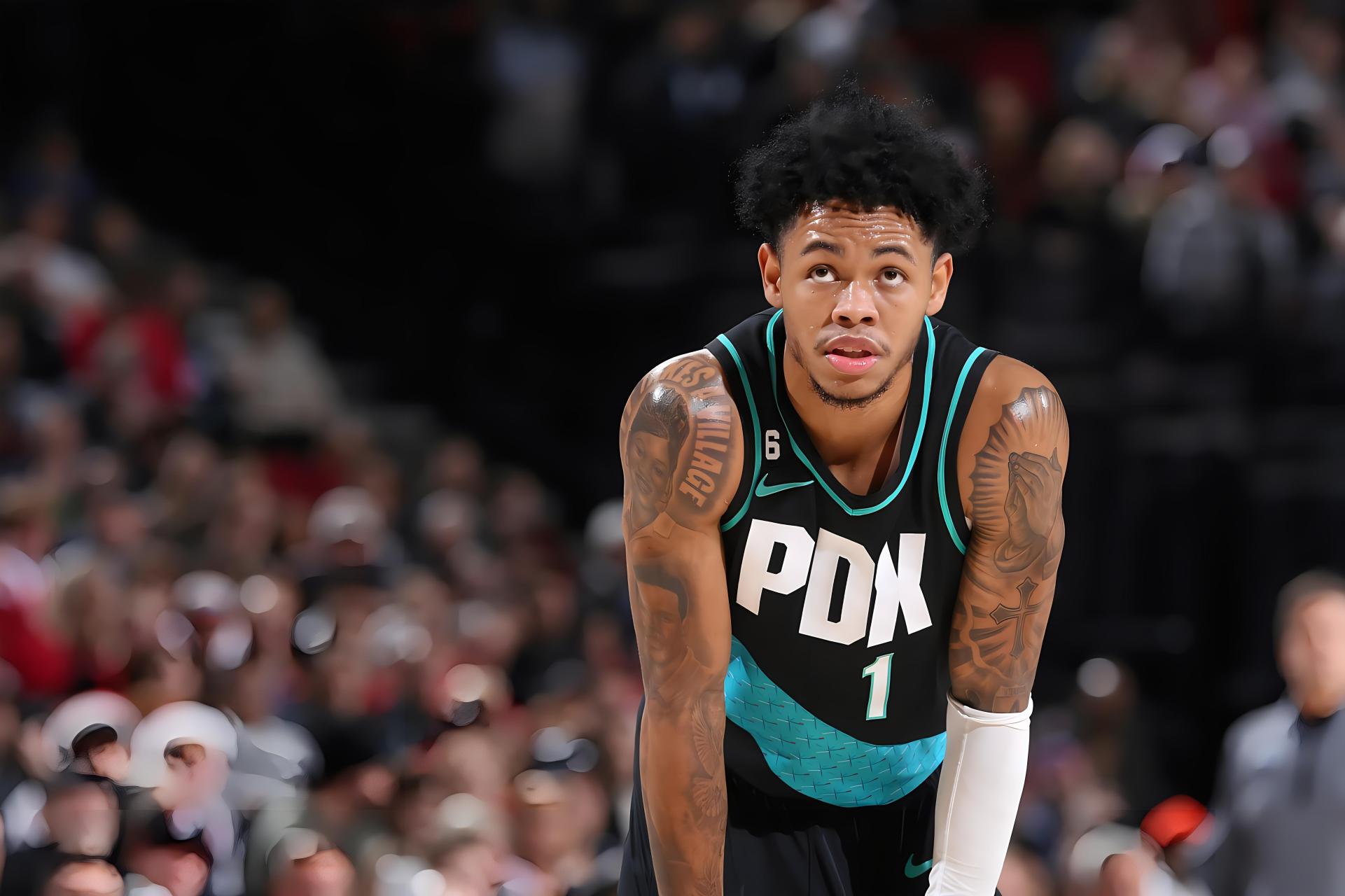 开拓者防守失误频频,遭遇三连败的简单介绍 开拓者防守失误频频,遭遇三连败的简单介绍