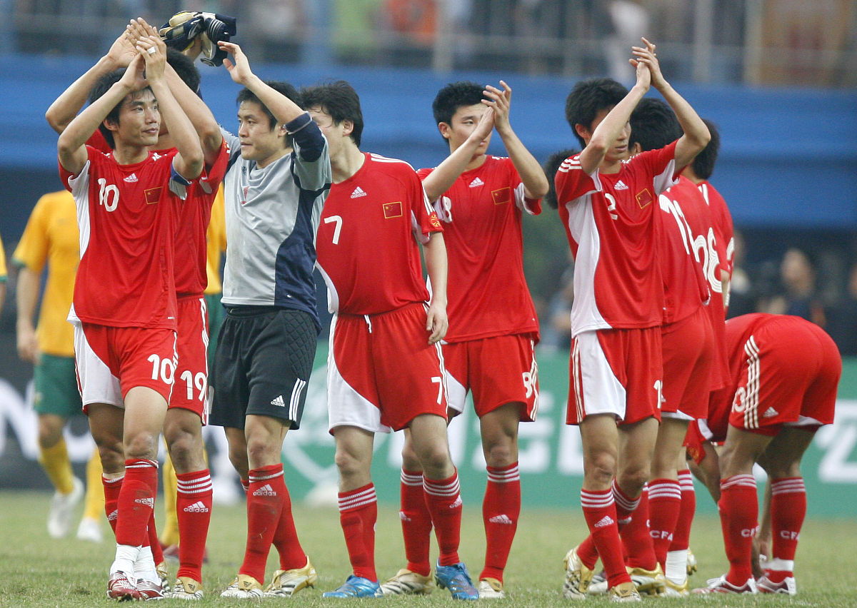 尼斯队球员因伤暂停比赛,恢复期待 尼斯队球员因伤暂停比赛,恢复期待