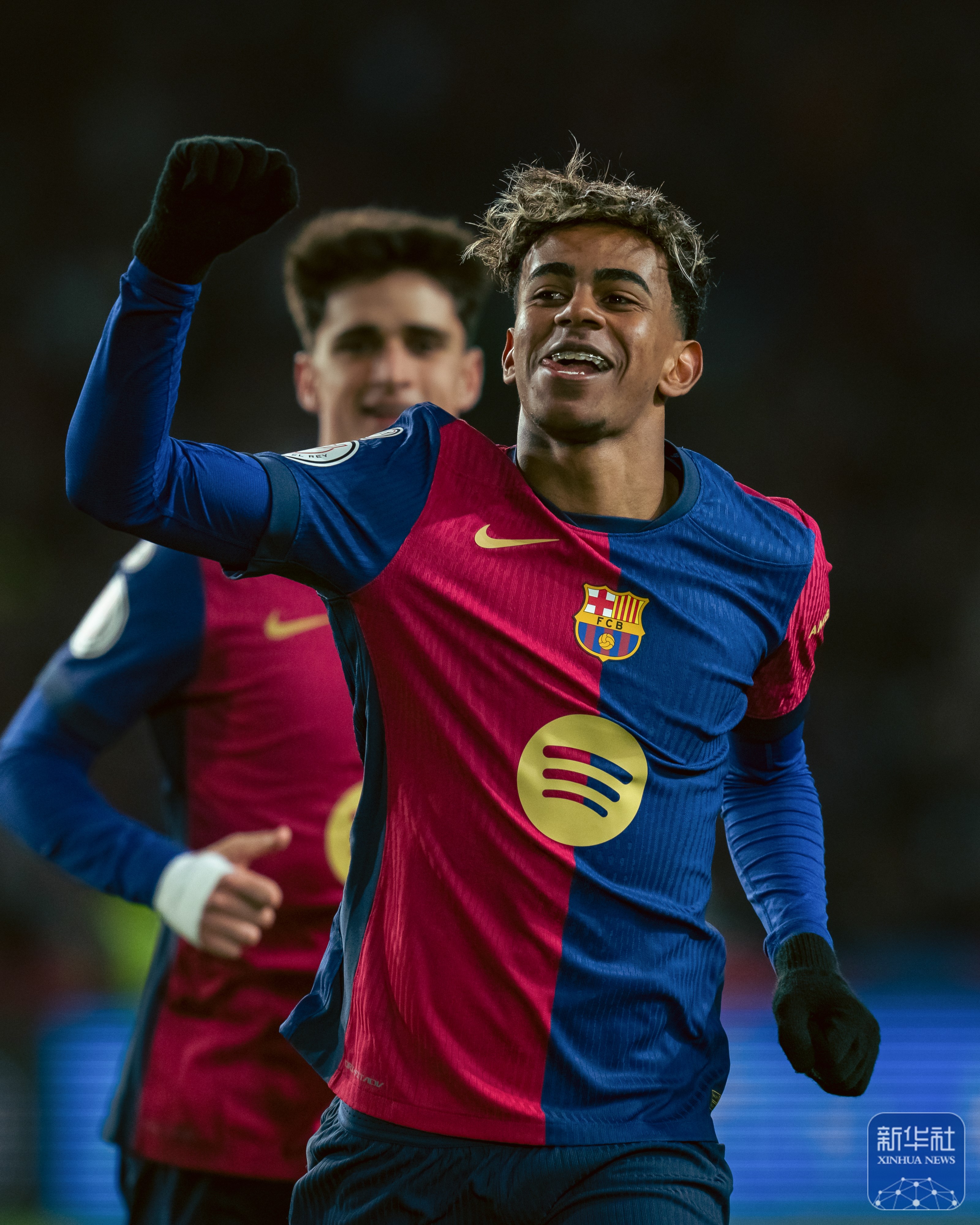 西班牙选手在比赛中表现出实力得到教练认可