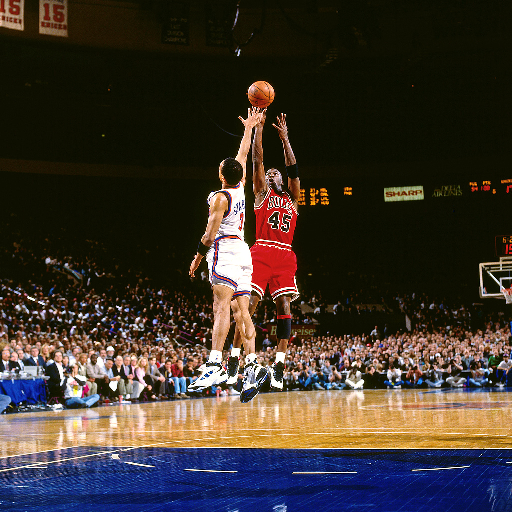 关于大师级篮球战术展现，技术操作惊艳全场的信息