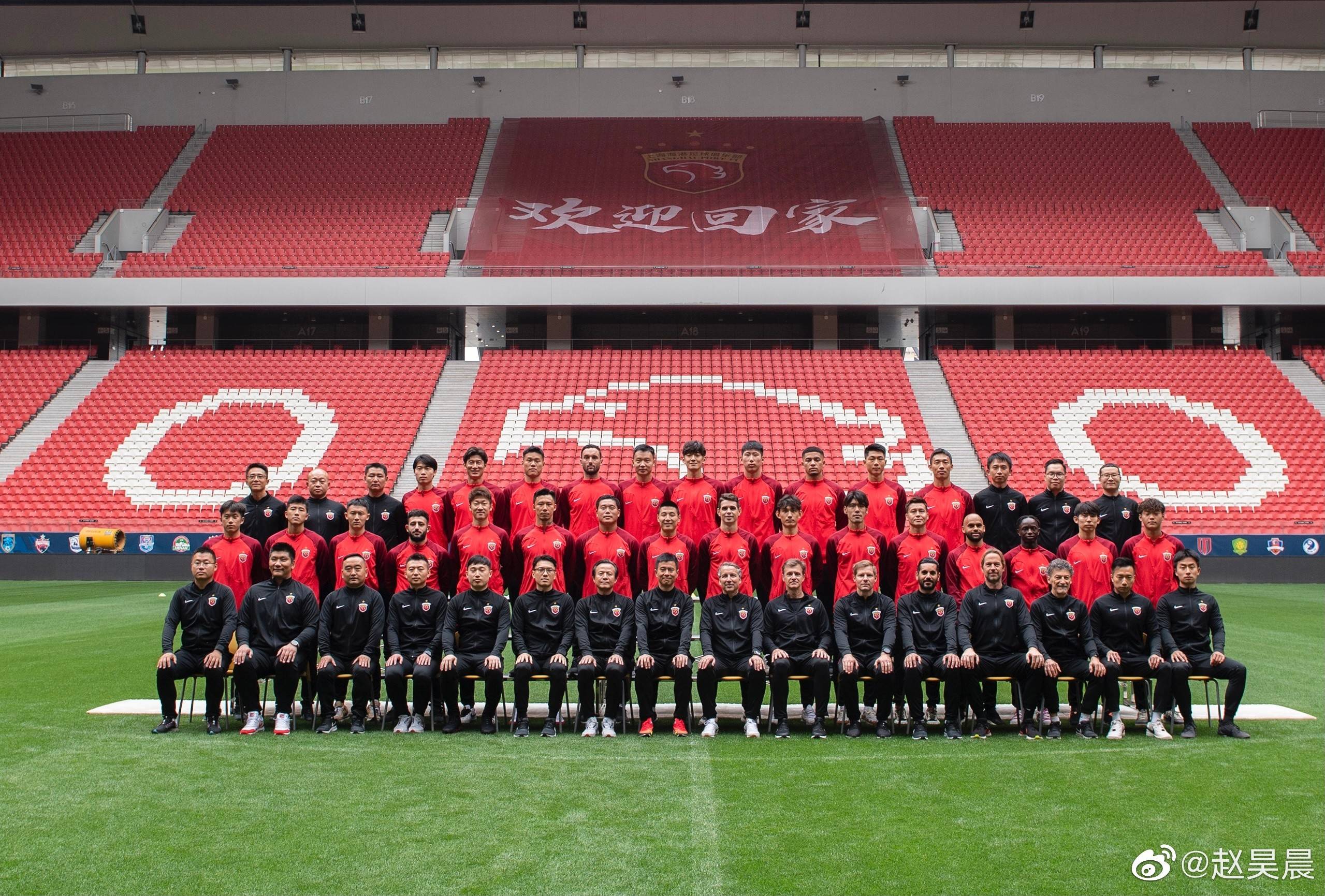 关于队长领衔首回合胜利,上海上港晋级的信息 关于队长领衔首回合胜利,上海上港晋级的信息