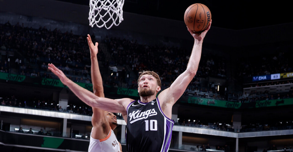 尼斯球队顽强作战,取得关键胜利的简单介绍 尼斯球队顽强作战,取得关键胜利的简单介绍