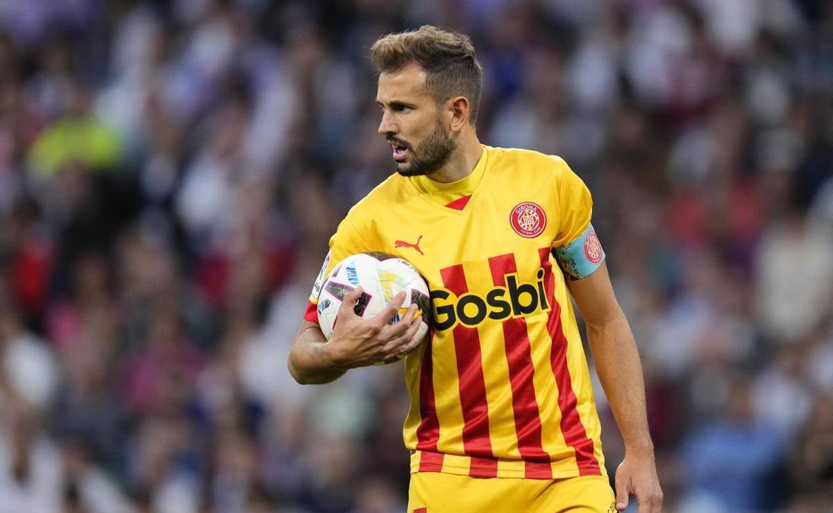 赫罗纳俱乐部官方宣布续约三员大将,期待表现的简单介绍 赫罗纳俱乐部官方宣布续约三员大将,期待表现的简单介绍