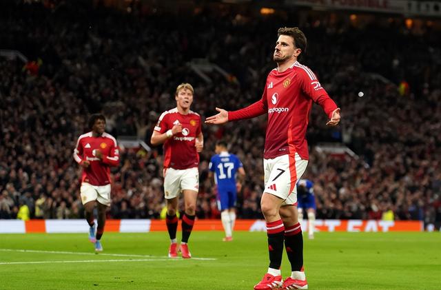 曼联豪取三分,逼近前四!重返欧冠之路的简单介绍 曼联豪取三分,逼近前四!重返欧冠之路的简单介绍