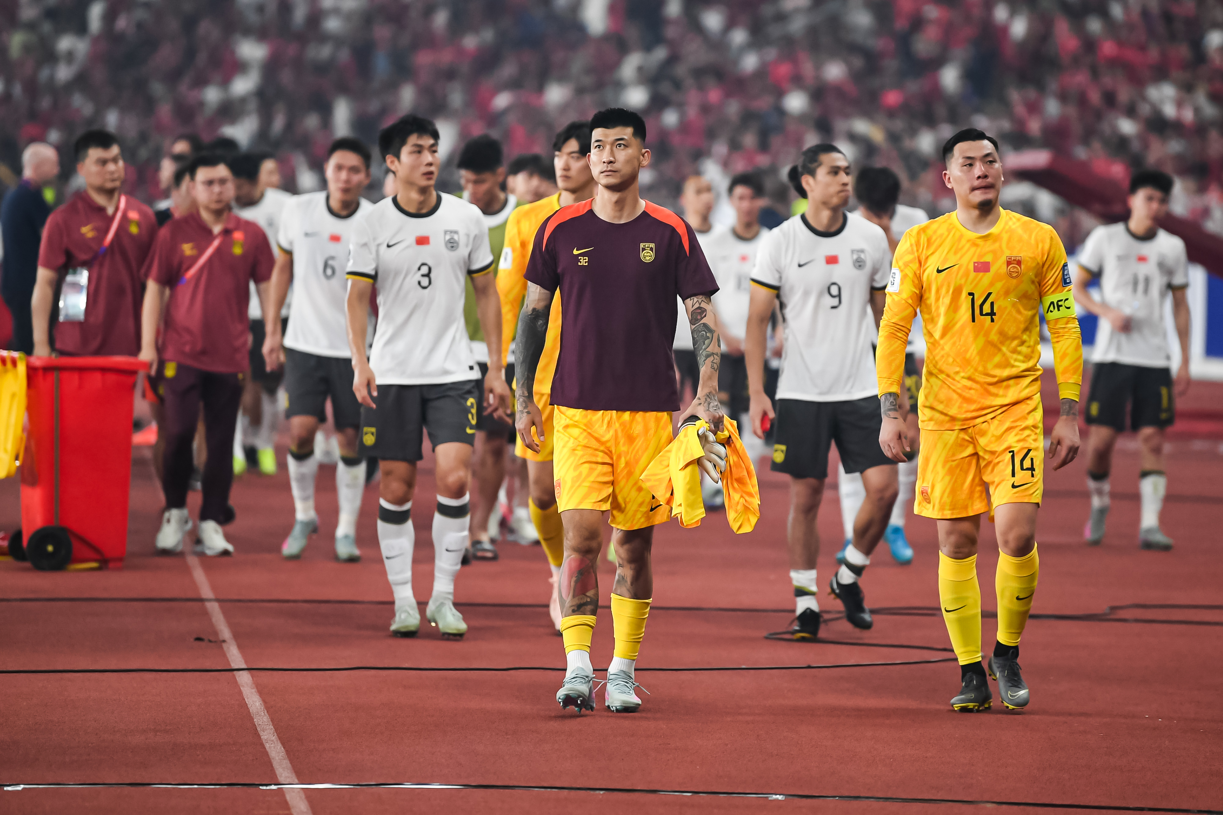 包含激动人心的中国足球领域大事件！的词条