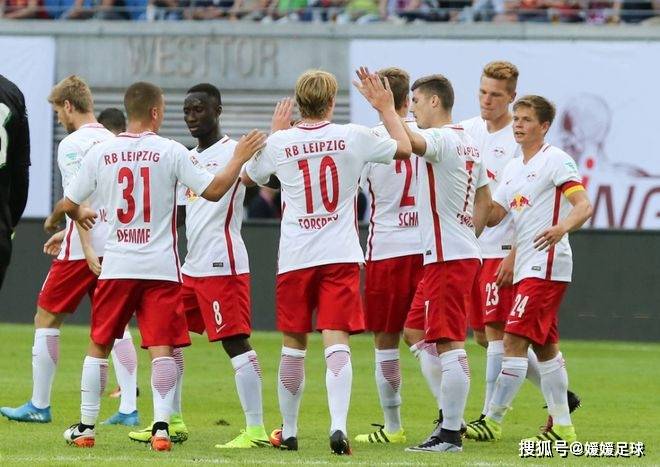 彰化沃尔夫斯堡备战防守与奥格斯堡的比赛 彰化沃尔夫斯堡备战防守与奥格斯堡的比赛