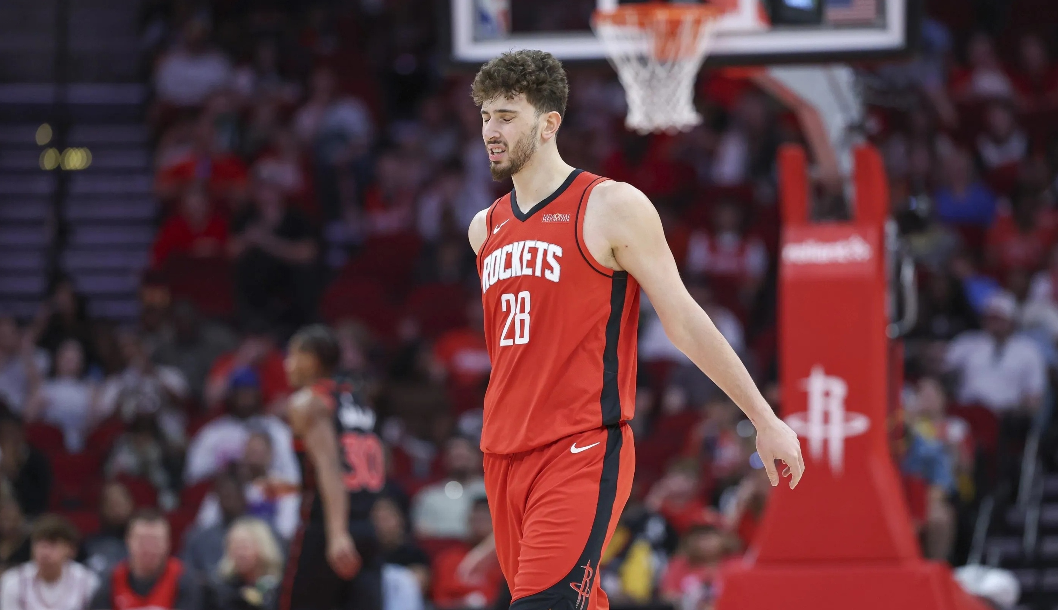 火箭再度胜出,球队整体发挥十分出色 火箭再度胜出,球队整体发挥十分出色