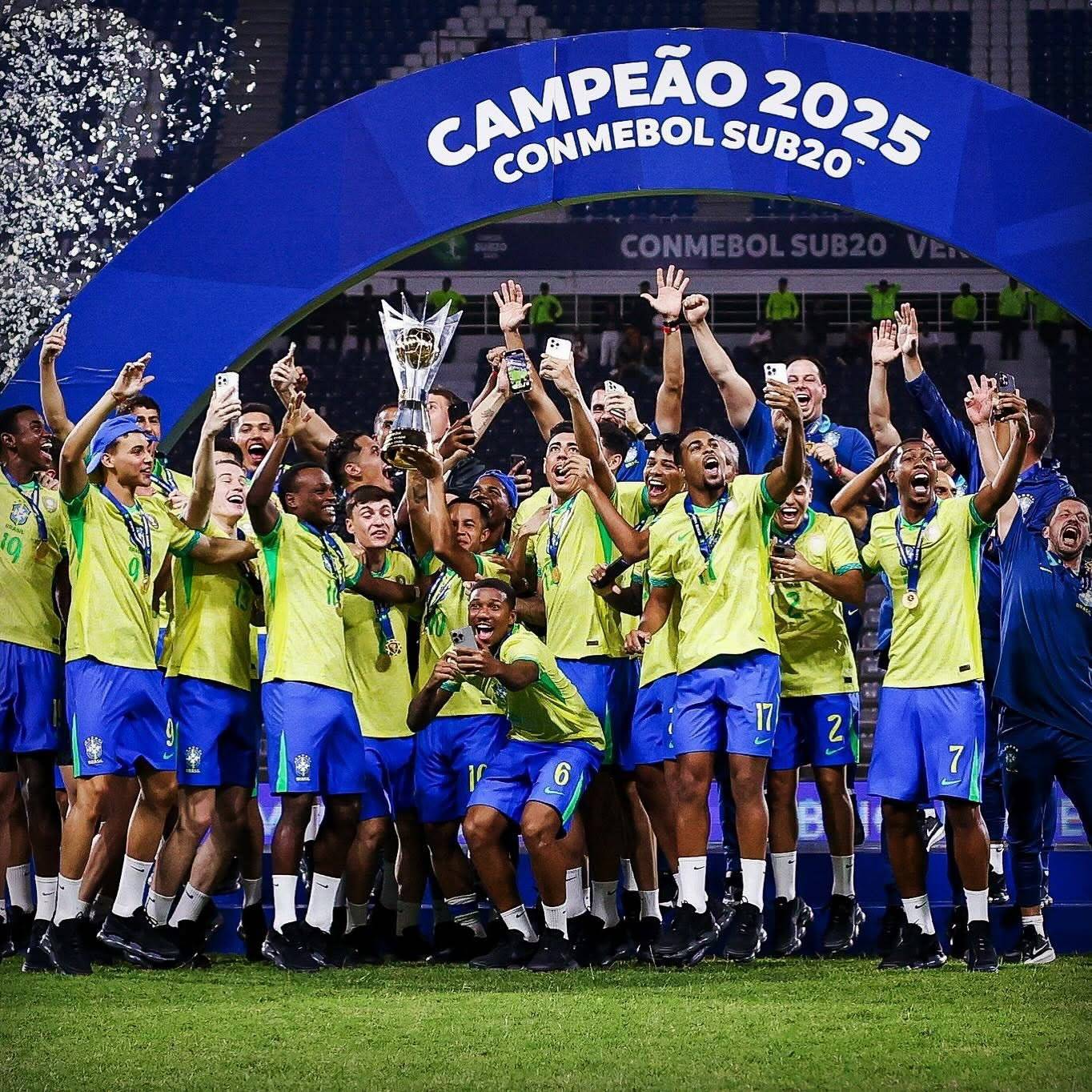 巴西男篮绝杀斯洛文尼亚，成功晋级奥运会半决赛