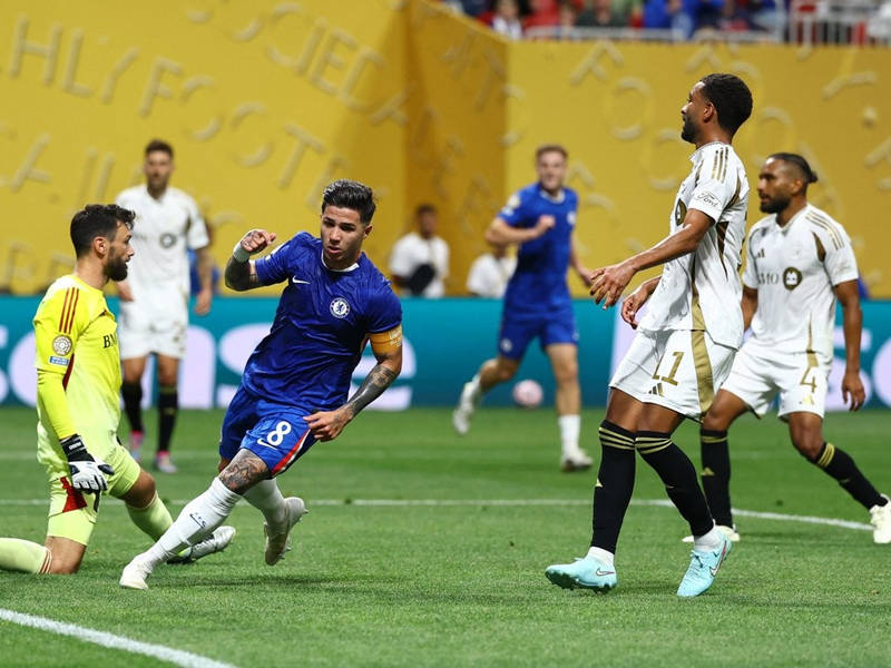 切尔西客场逆转赫尔城,赢得关键胜利! 切尔西客场逆转赫尔城,赢得关键胜利!