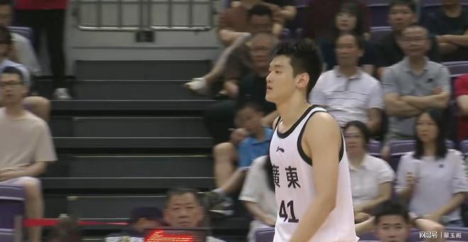 江苏男篮大胜广东,结束连败势头 江苏男篮大胜广东,结束连败势头