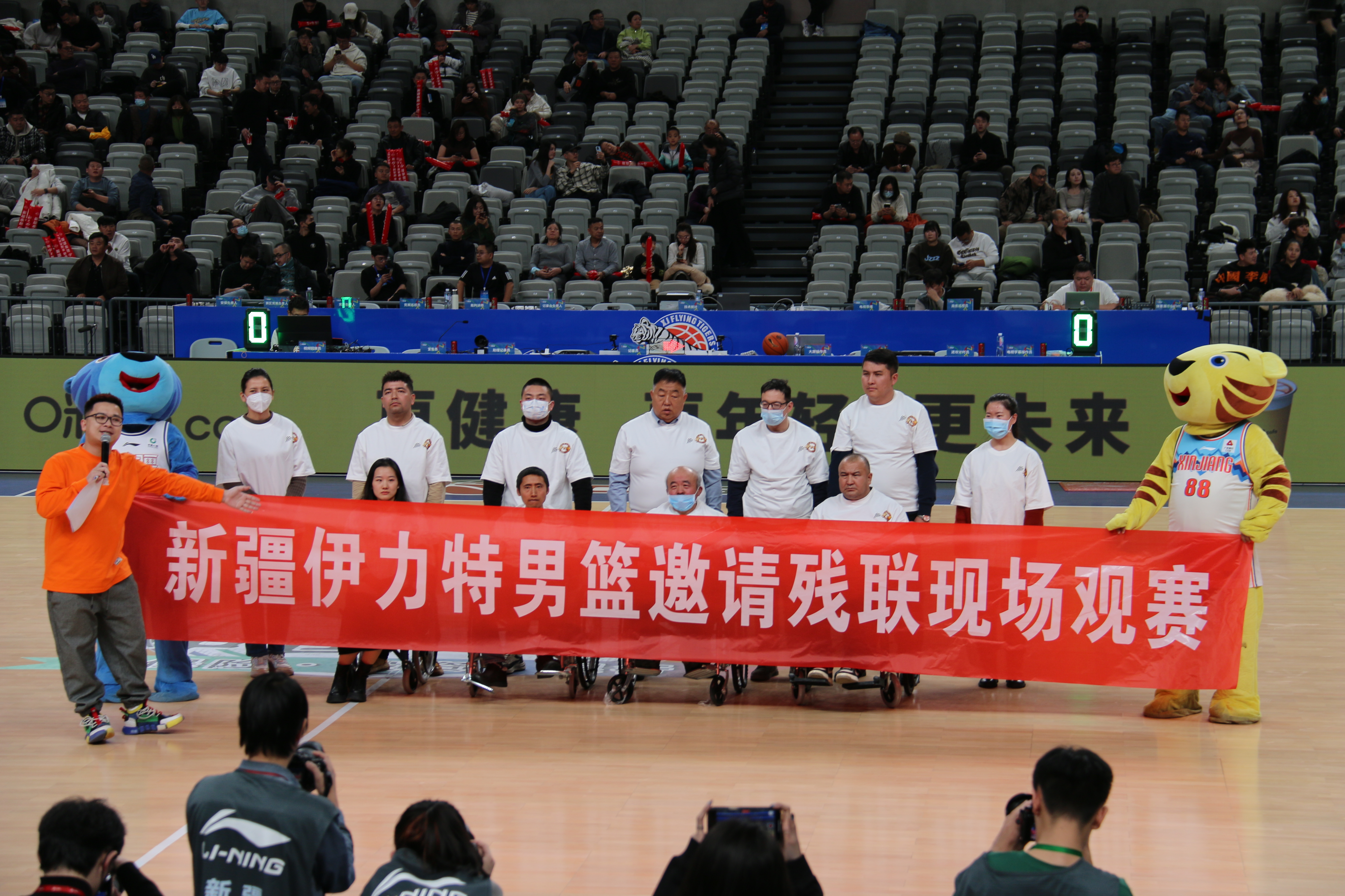 新疆男篮跨区胜浙江,保持联赛领跑位置的简单介绍 新疆男篮跨区胜浙江,保持联赛领跑位置的简单介绍