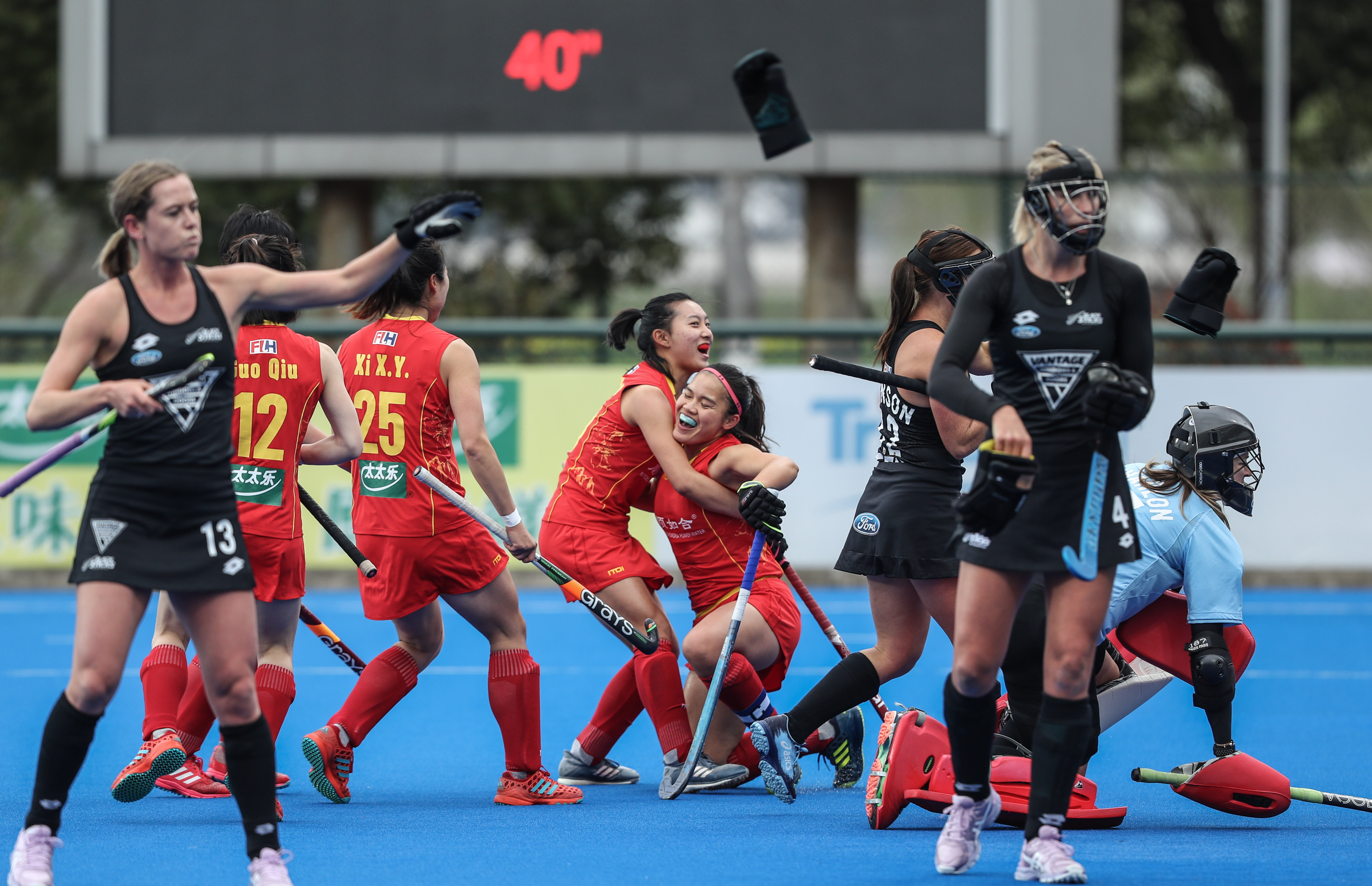 不负留洋之志!俄罗斯队努力抵抗与中国队比赛 不负留洋之志!俄罗斯队努力抵抗与中国队比赛