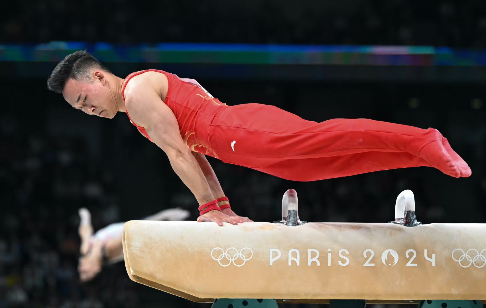 包含男子体操决赛上演“飞天神技”,观众惊叹不已的词条 包含男子体操决赛上演“飞天神技”,观众惊叹不已的词条