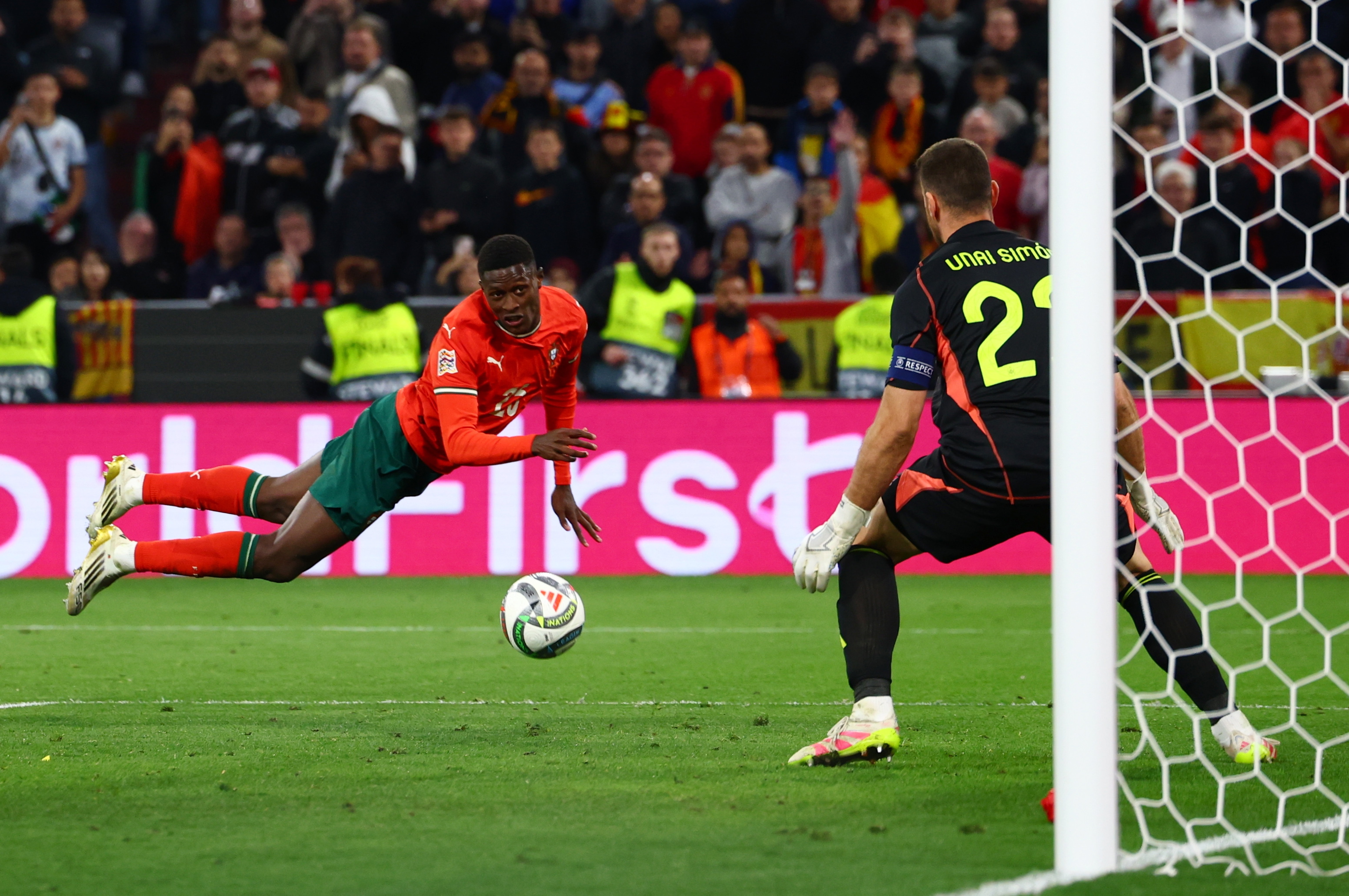 葡萄牙足球联赛风云变幻,悬念迭起精彩连连的简单介绍 葡萄牙足球联赛风云变幻,悬念迭起精彩连连的简单介绍