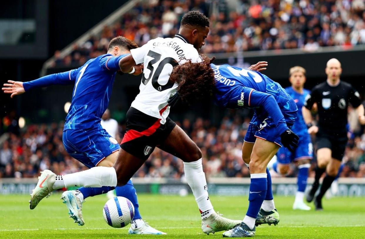 富勒姆客场逼平切尔西,终结连胜纪录的简单介绍 富勒姆客场逼平切尔西,终结连胜纪录的简单介绍