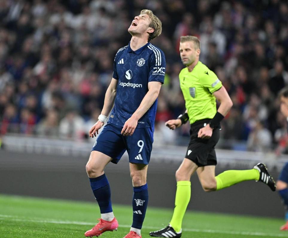 里昂主场失分,遭遇近期首场失利 里昂主场失分,遭遇近期首场失利