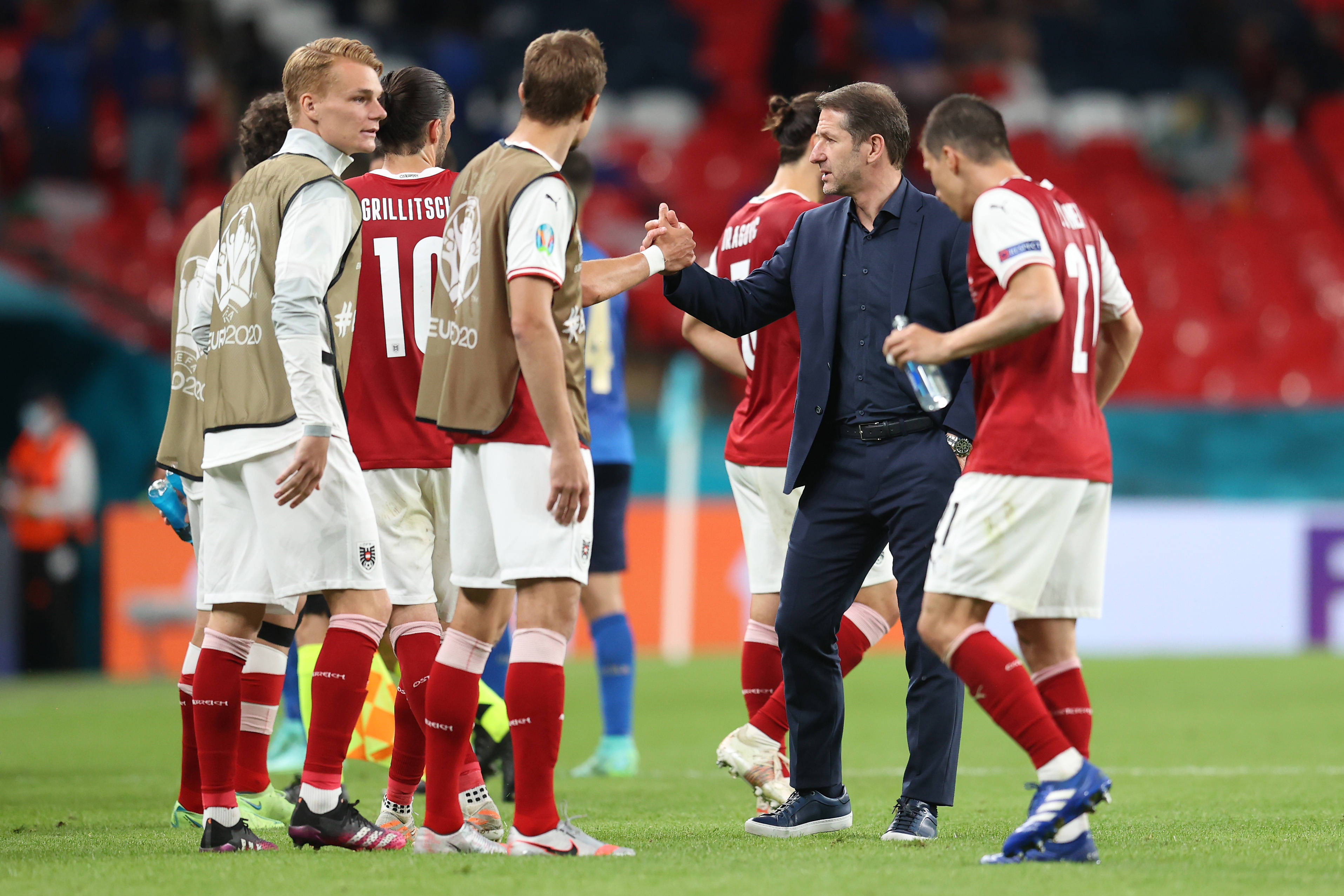 瑞典力克斯洛文尼亚,晋级欧预赛16强 瑞典力克斯洛文尼亚,晋级欧预赛16强