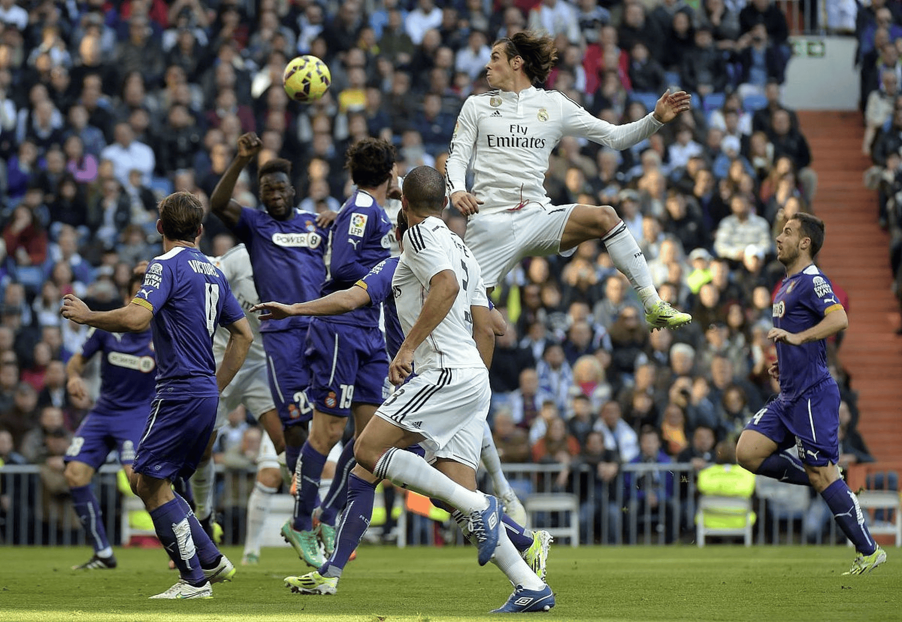 关于皇马豪取四连胜,实力不可小觑的信息 关于皇马豪取四连胜,实力不可小觑的信息