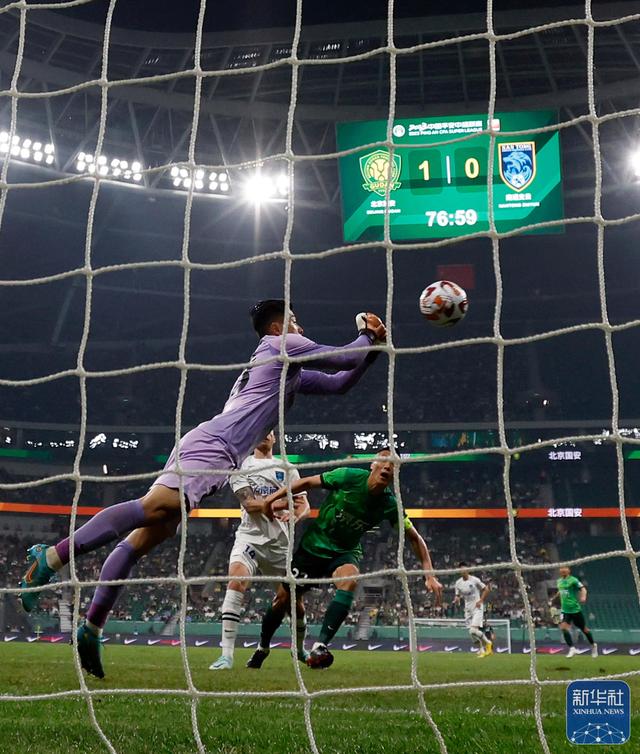 北京国安客场斩获胜利队员表现令人瞩目