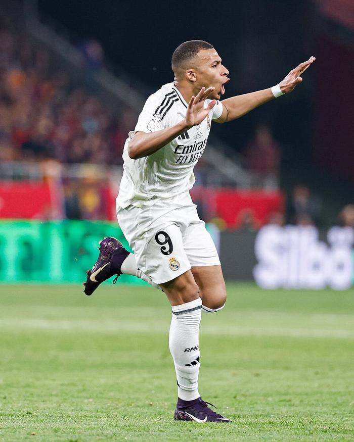 巴萨前锋破门帮助球队赢得三分 巴萨前锋破门帮助球队赢得三分