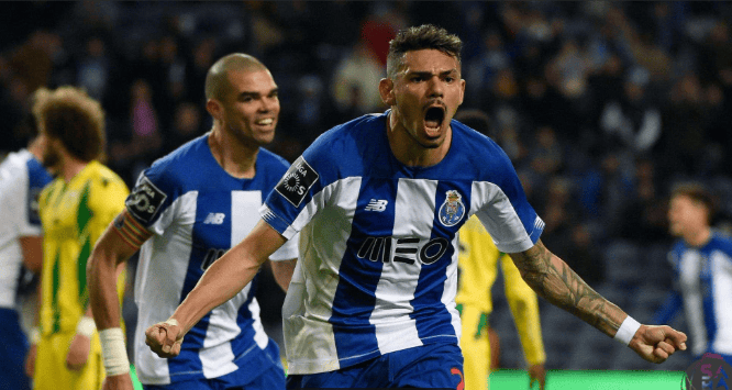 包含尤文图斯后防线调整，全力备战重要比赛的词条