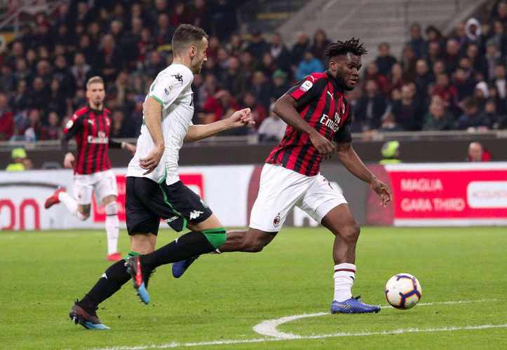 重庆力帆客场不敌大连一方,保级压力增大 重庆力帆客场不敌大连一方,保级压力增大