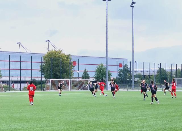 上海队在场上展现出色表现,获胜比赛的简单介绍 上海队在场上展现出色表现,获胜比赛的简单介绍