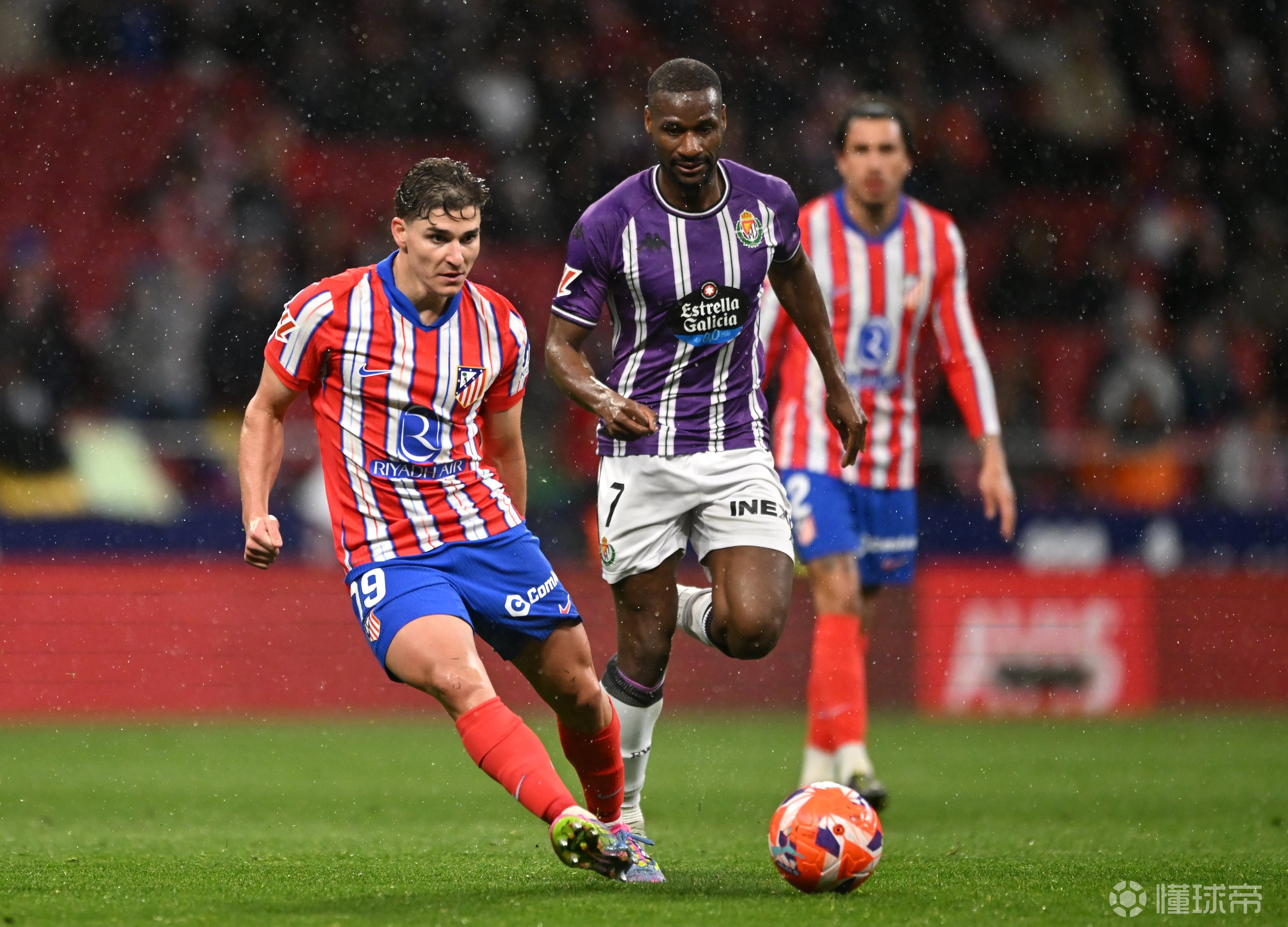 瓦伦西亚主场战平巴拉多利德