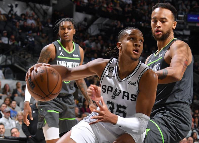 开云APP-FSV法兰克福主场告捷，成功保级乐透