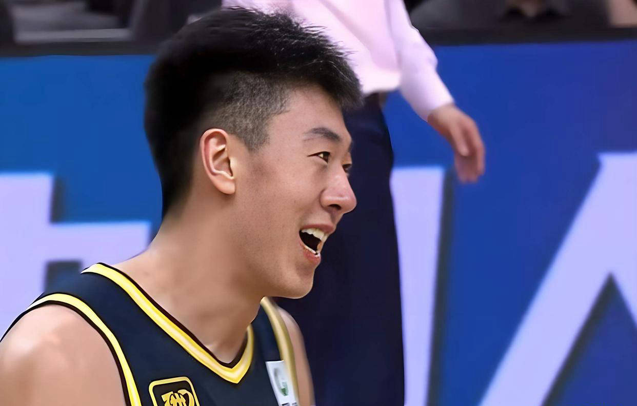 广东男篮在主场发挥出色取得胜利 广东男篮在主场发挥出色取得胜利