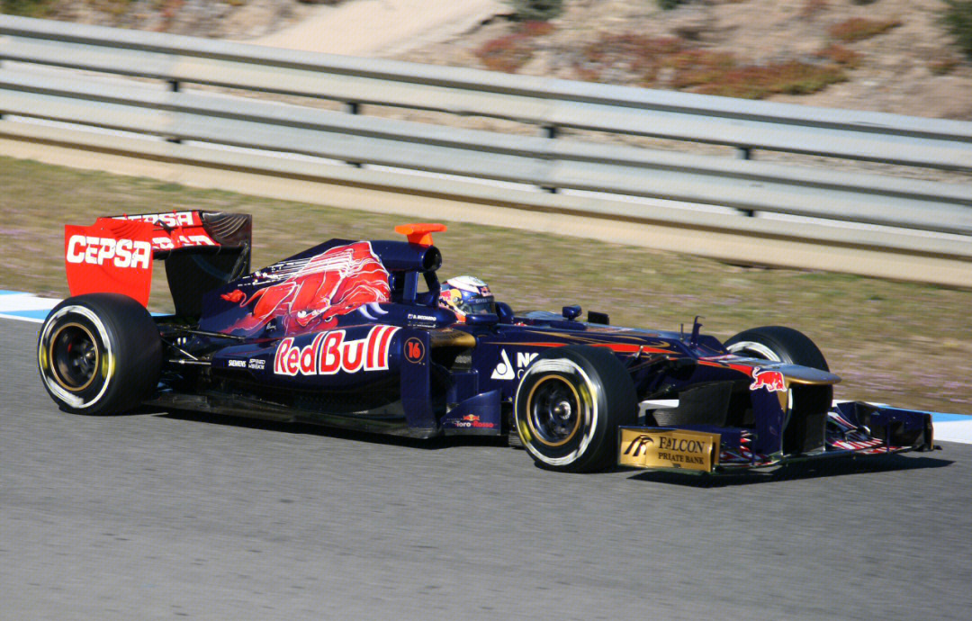 包含哈斯车队完胜红牛车队，诺里斯扛起全队的词条